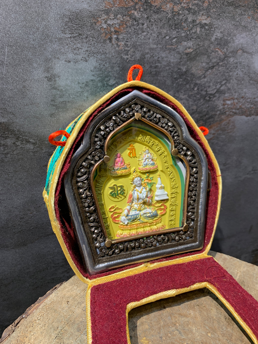 3 Longlife buddha tsatsa with ghau box. White tara, amitayus and namgyalma. Tselha namsum. Iron ghau box.
