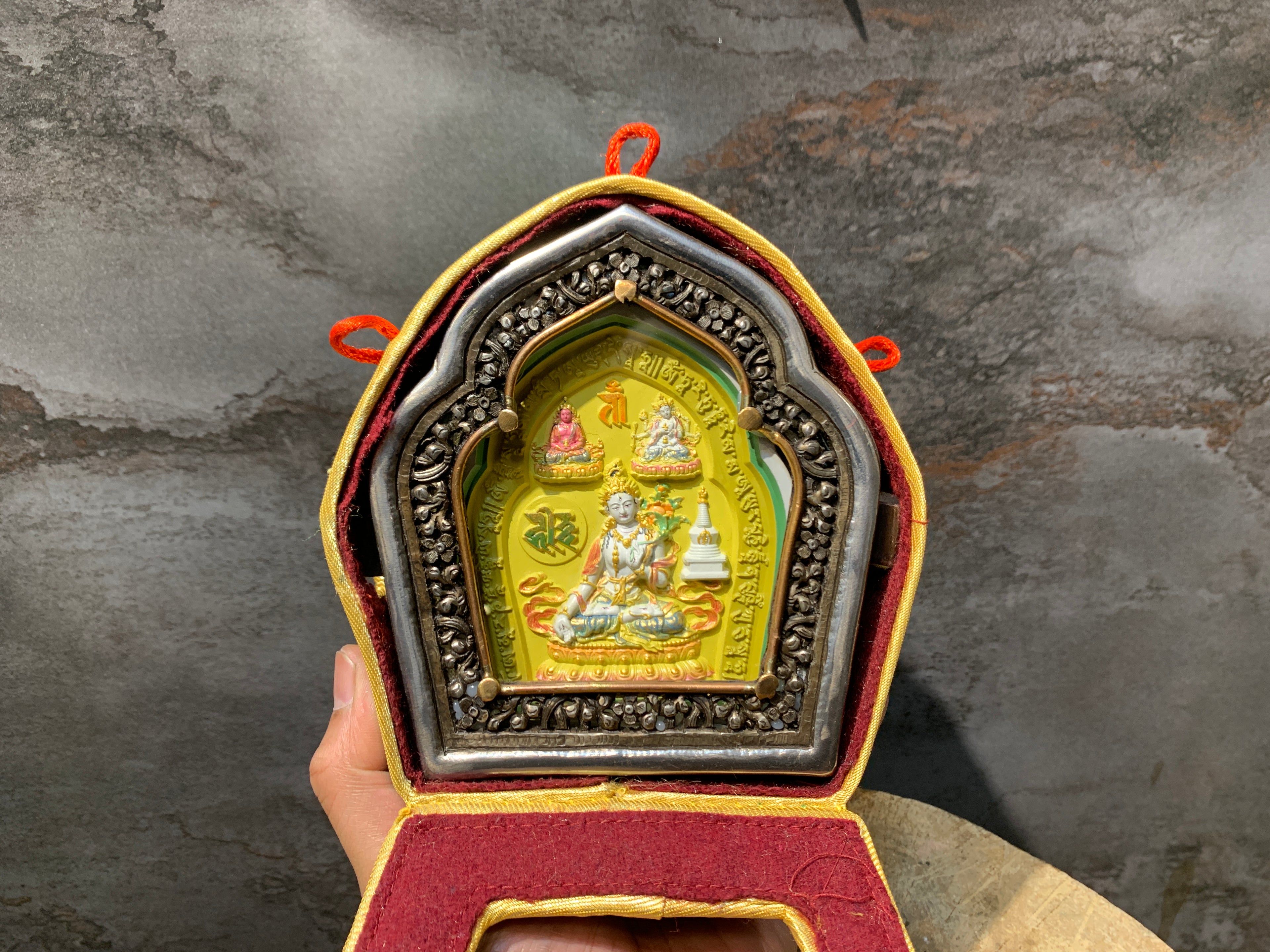 3 Longlife buddha tsatsa with ghau box. White tara, amitayus and namgyalma. Tselha namsum. Iron ghau box.