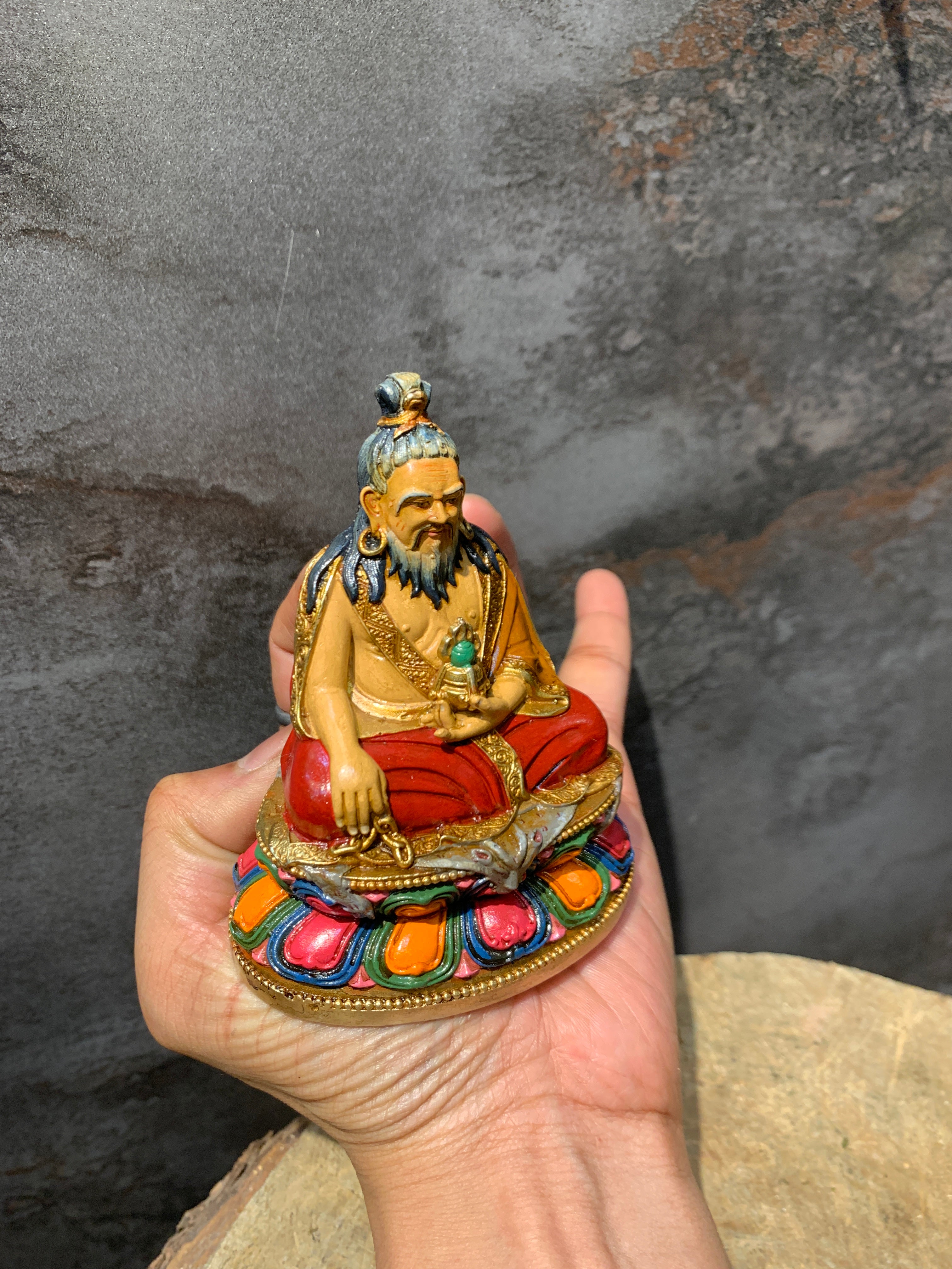 Thangthong gyalpo Statue. consecrated statue. the mahasiddha of tibet.