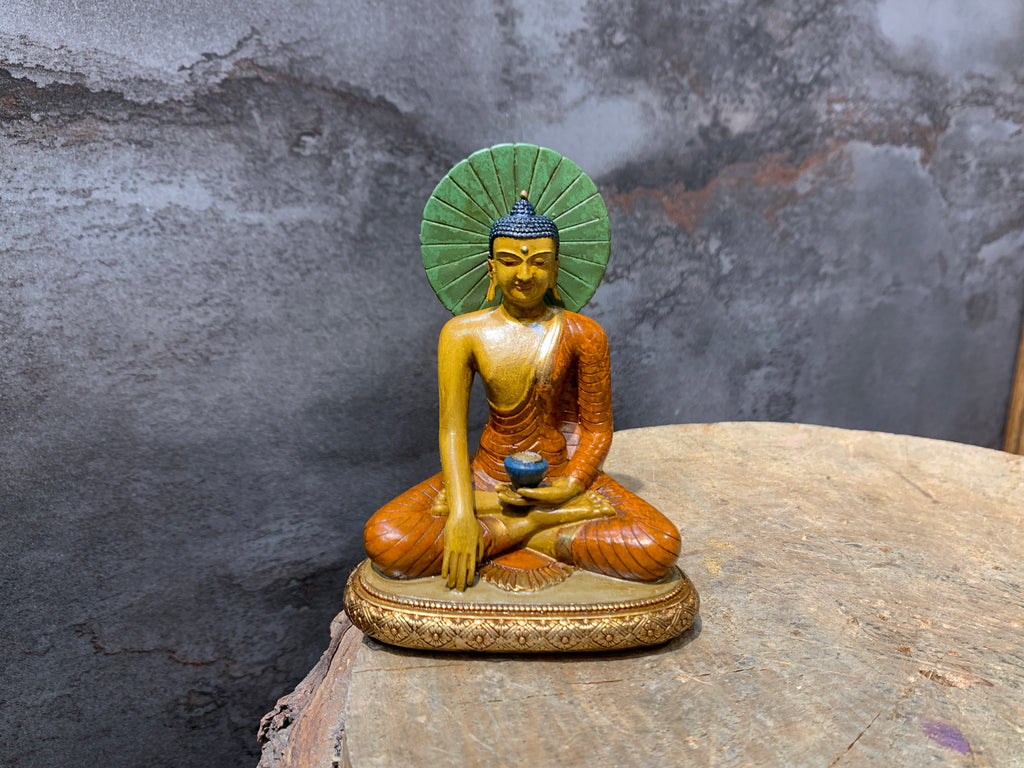 Hand crafted Bodhigaya style buddha shakyamuni statue. replica statue of mahabodhi tample. colorful buddha.