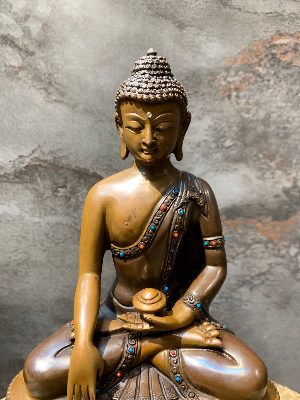 Shakyamuni Buddha made  of copper. hand crafted.
